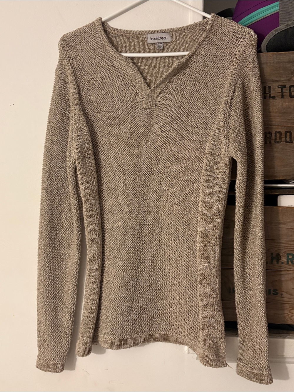 Vintage Y2K le chateau Oatmeal Beige Knit V-Neck Boho Sweater Size Extra Small